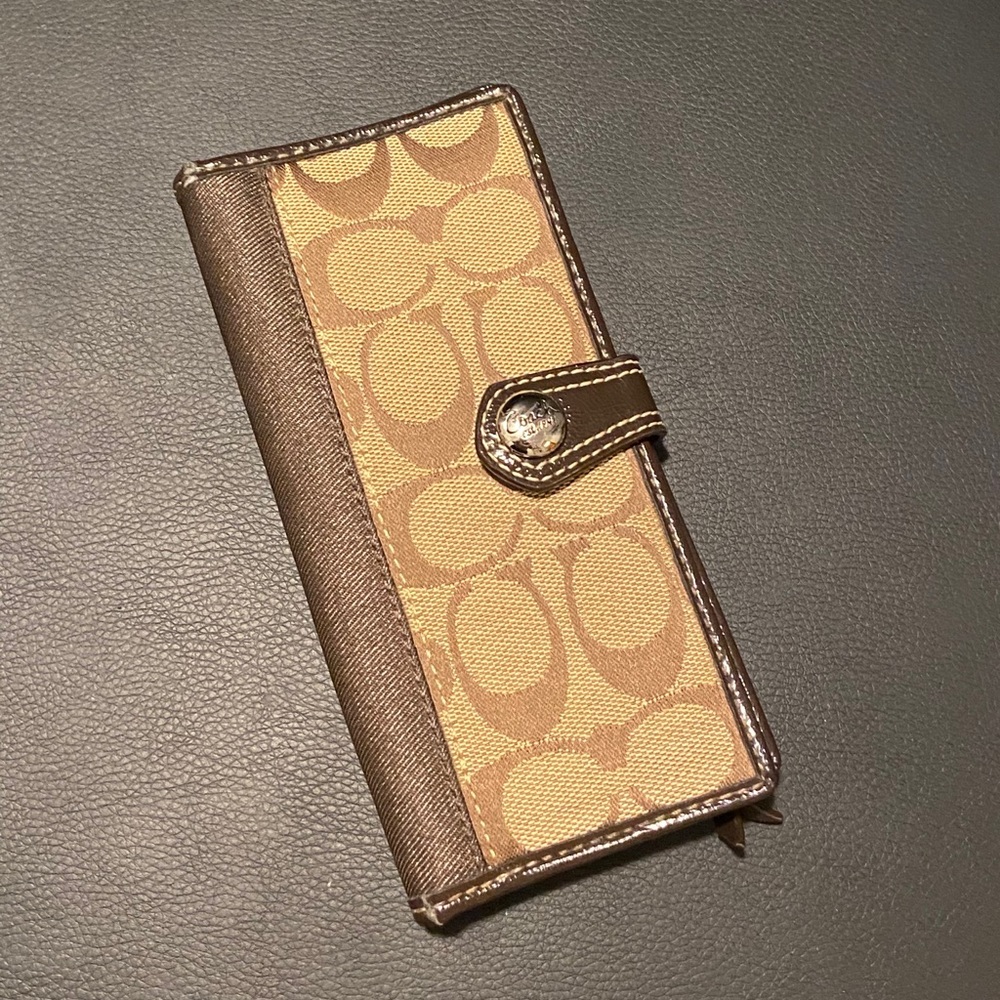 Coach wallet